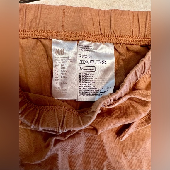 Dark Tan Camel Baby Boy’s H&M Comfortable Knit Shorts size 12 Months Lightweight - Picture 3 of 4